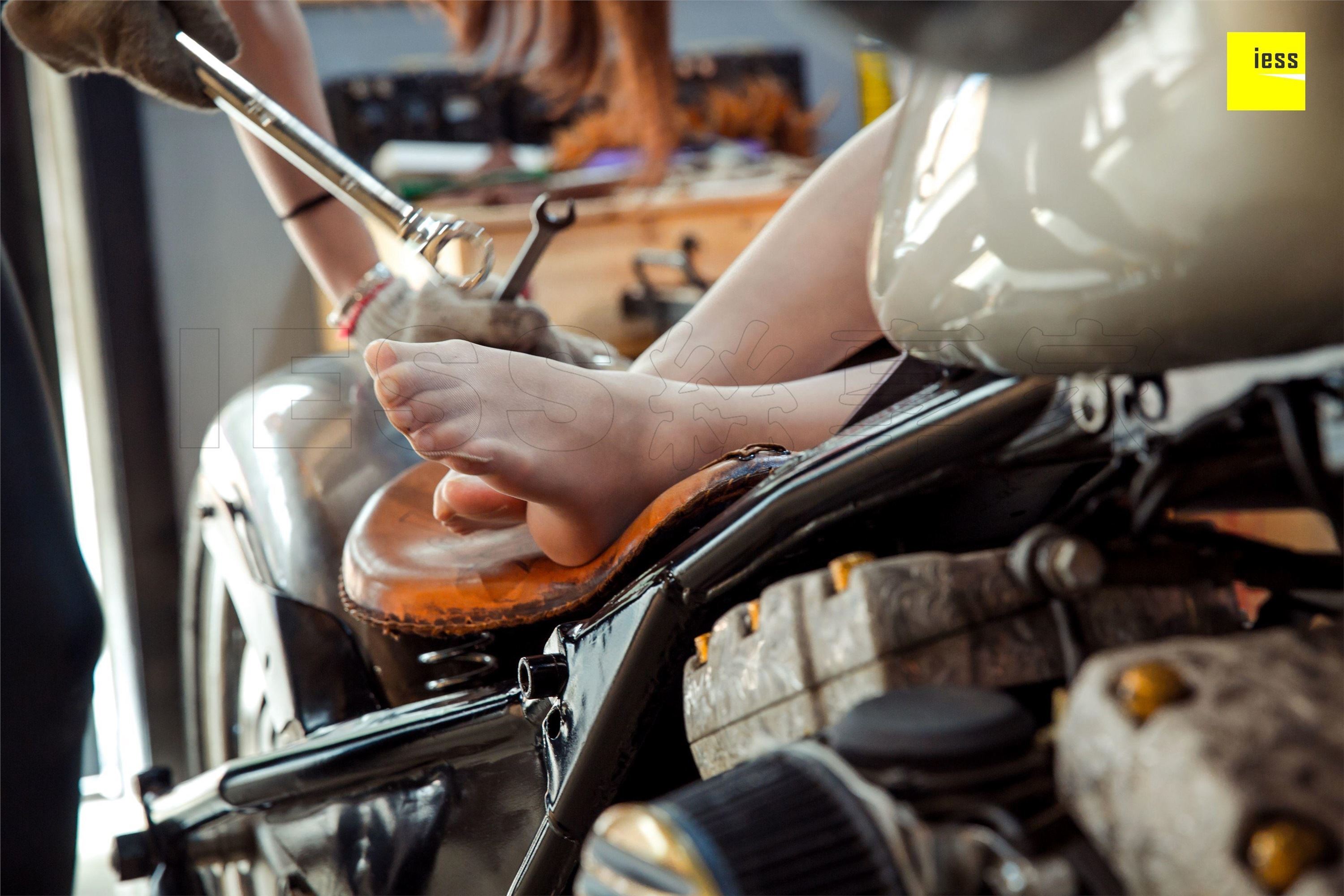 IESS异思趣向  2018.06.13《魔鬼周三》特刊23期：《典藏级机车之恋Ⅱ》DJ&佳佳